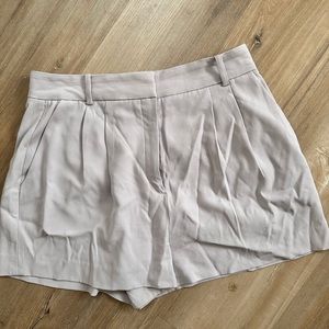 Aritzia Babaton Suiting Short